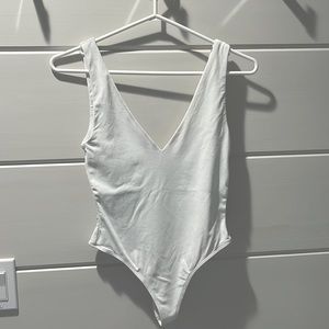 Aritzia Babaton White Bodysuit